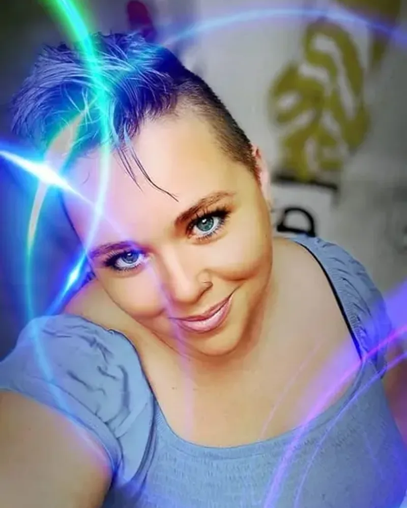 Lush Lynn - Playful Tattooed BBW Goddess