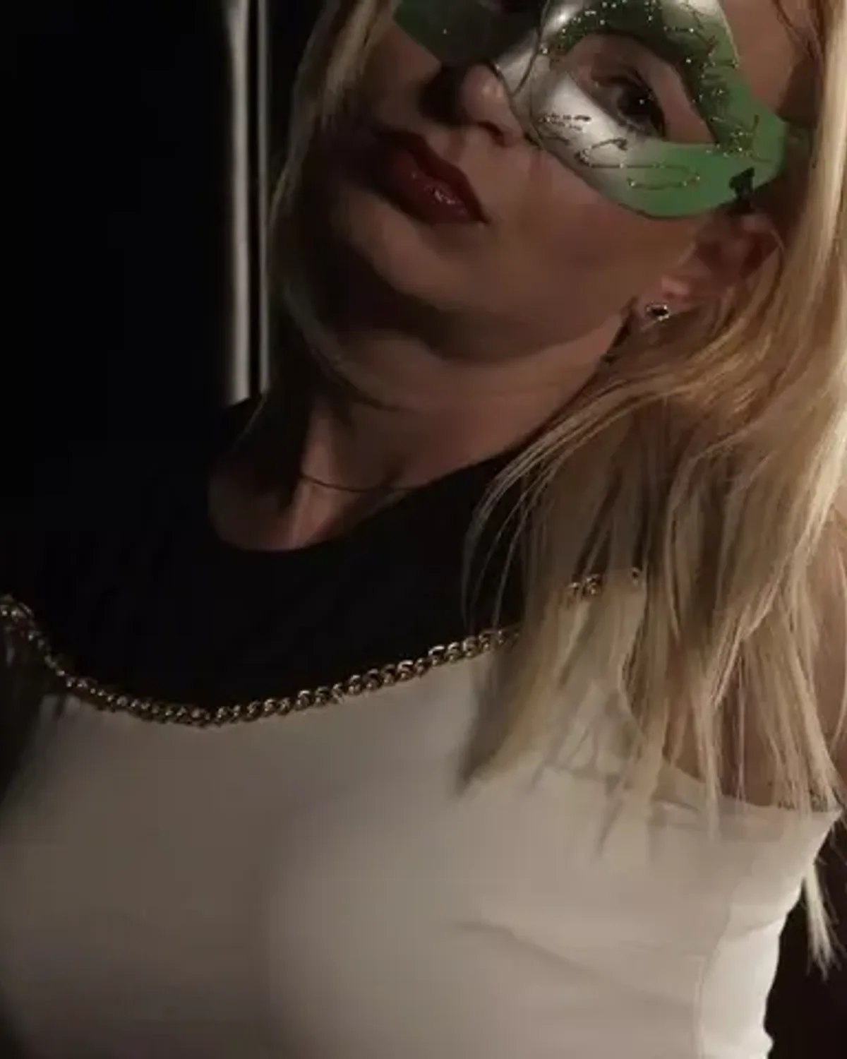 Helen37free OnlyFans photo 1
