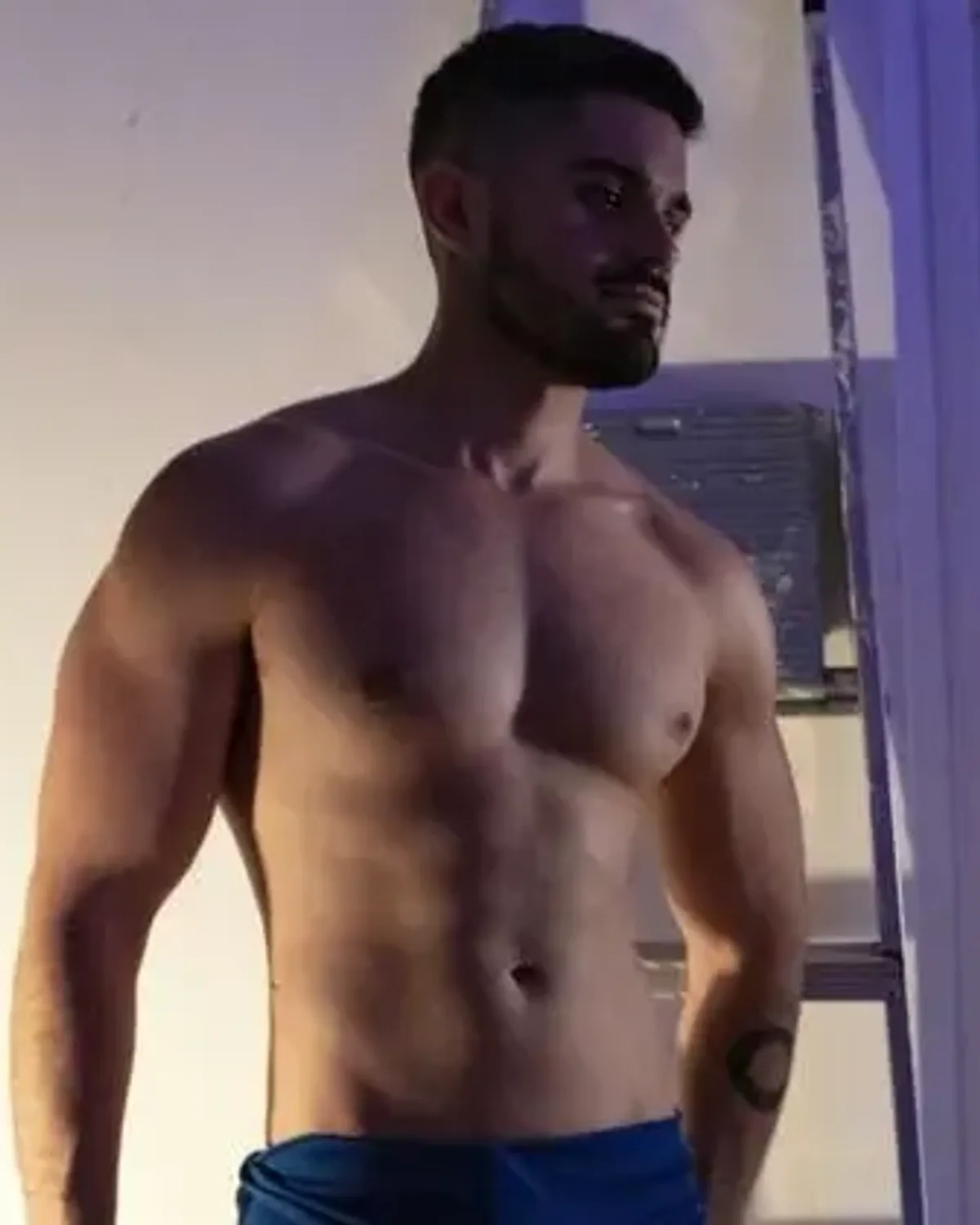 William_free OnlyFans photo 1