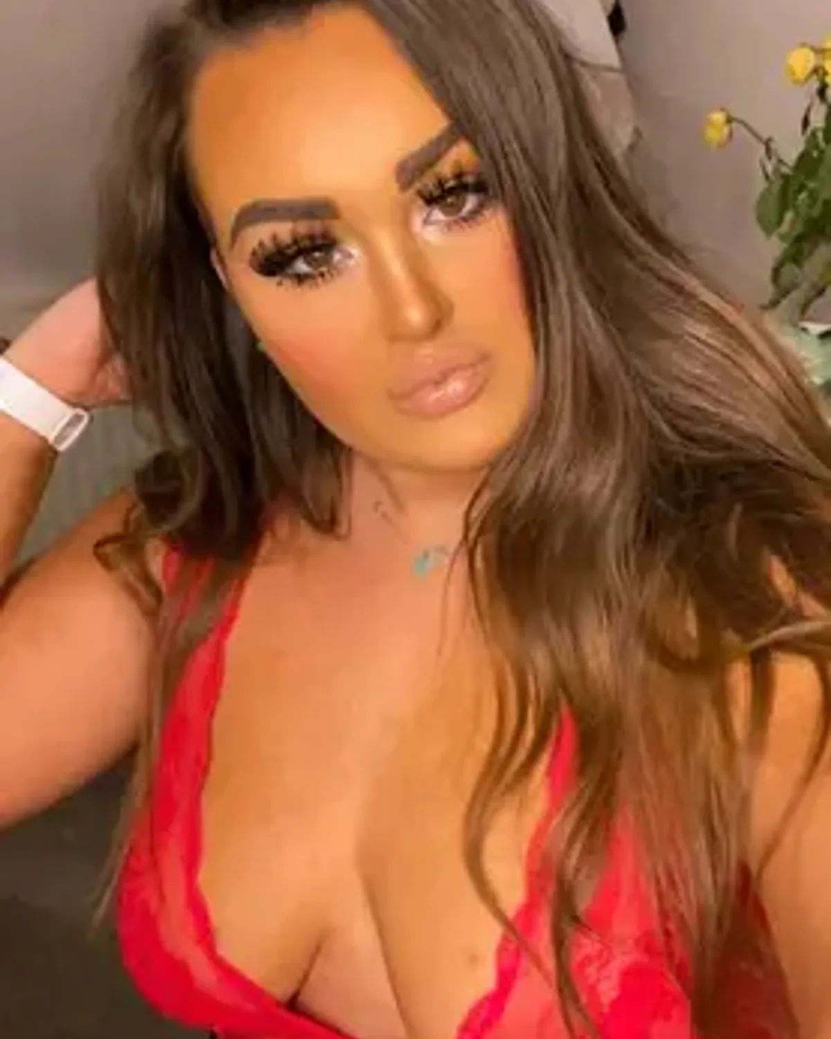 Chloe U Know What To Do 👅 OnlyFans photo 1