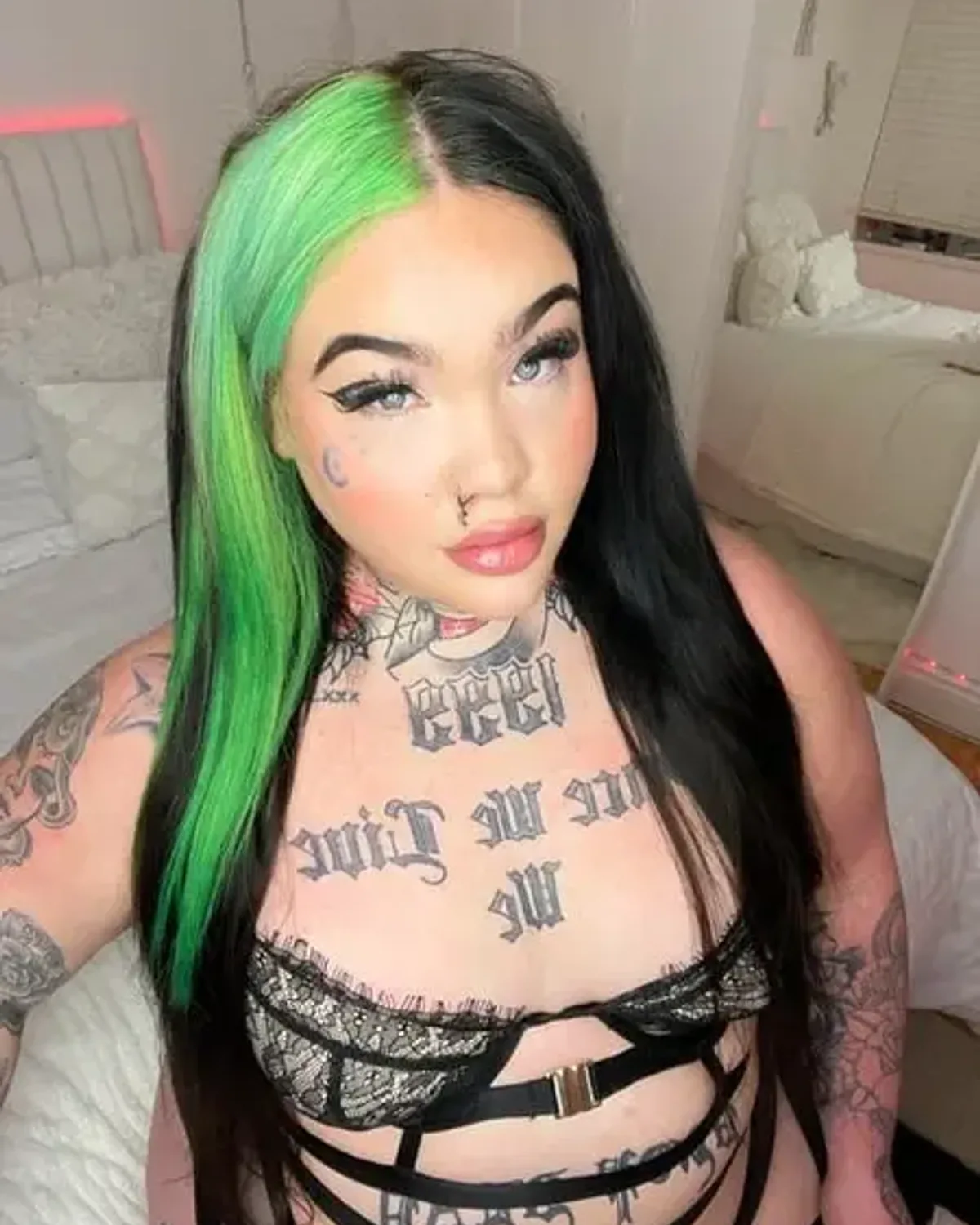 Skylar-rose Rodriguez OnlyFans photo 1
