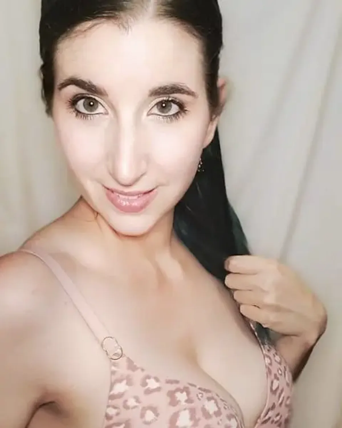 Emily Emerald OnlyFans photo 1