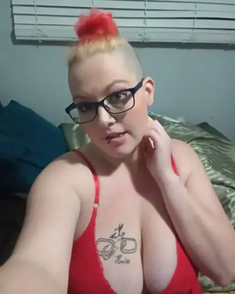 Bratasaurusfree