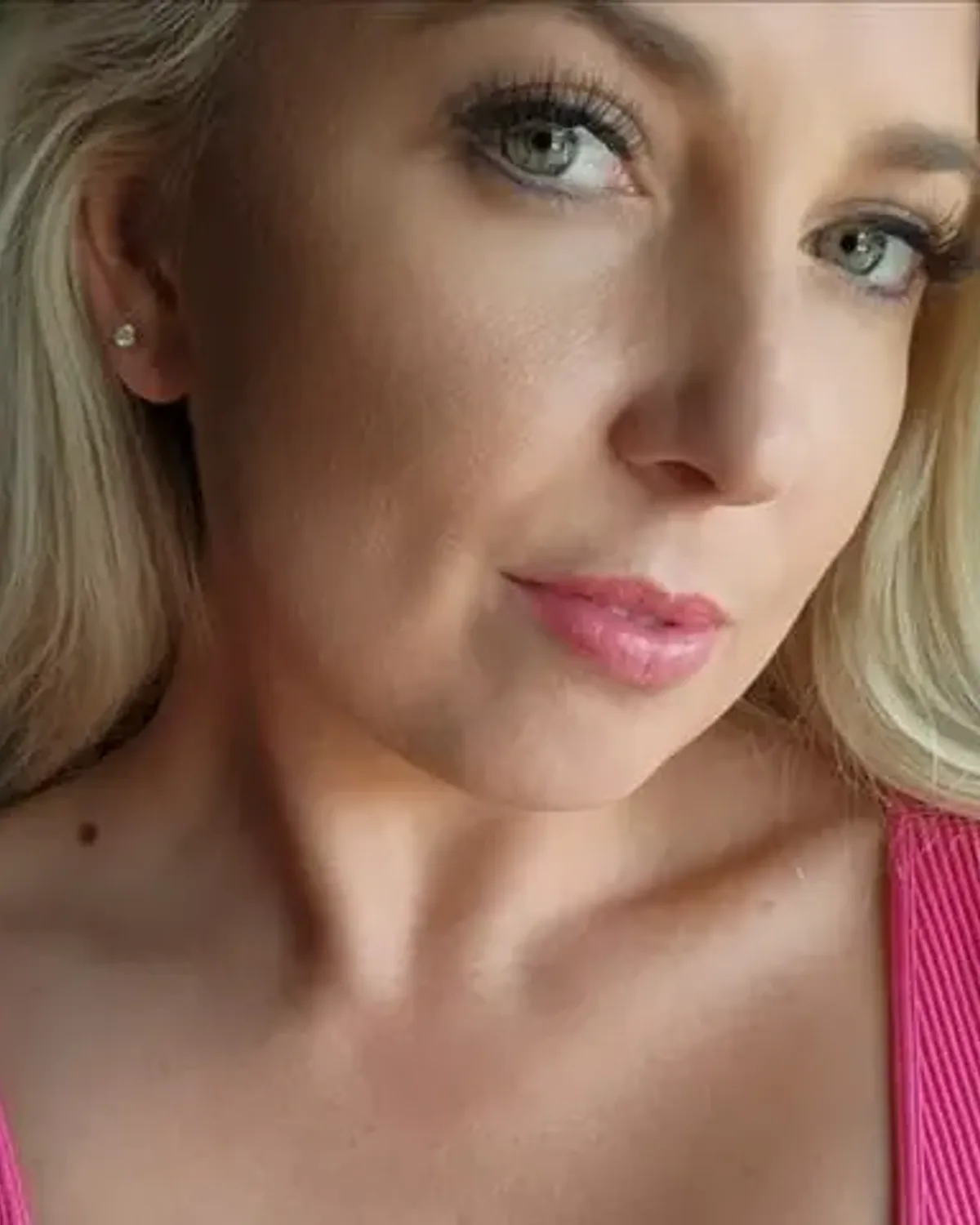 Heather Hendrix OnlyFans photo 1