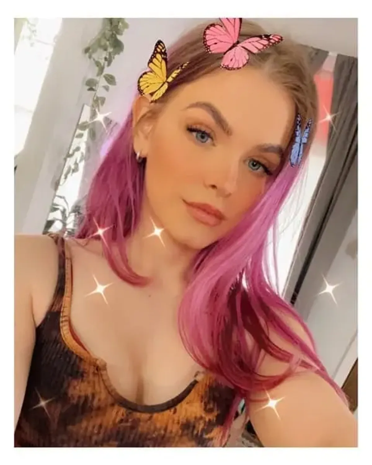 Olivia Clarke ๐๐ OnlyFans photo 1