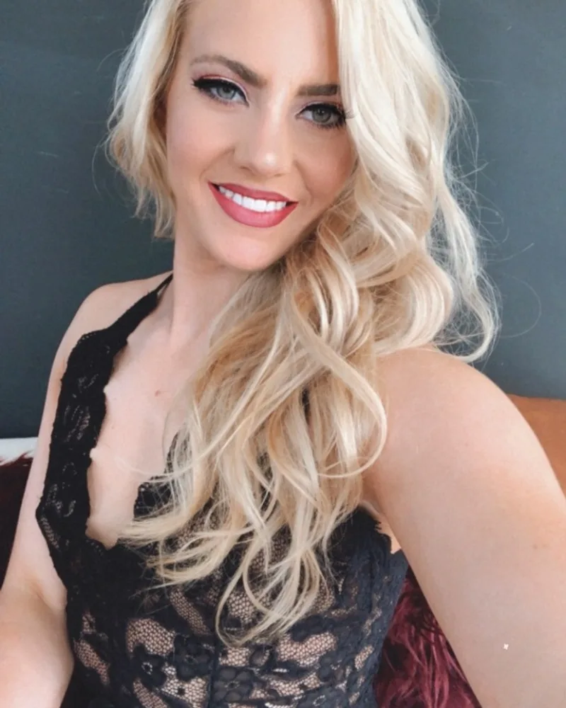 Ava Rhodes