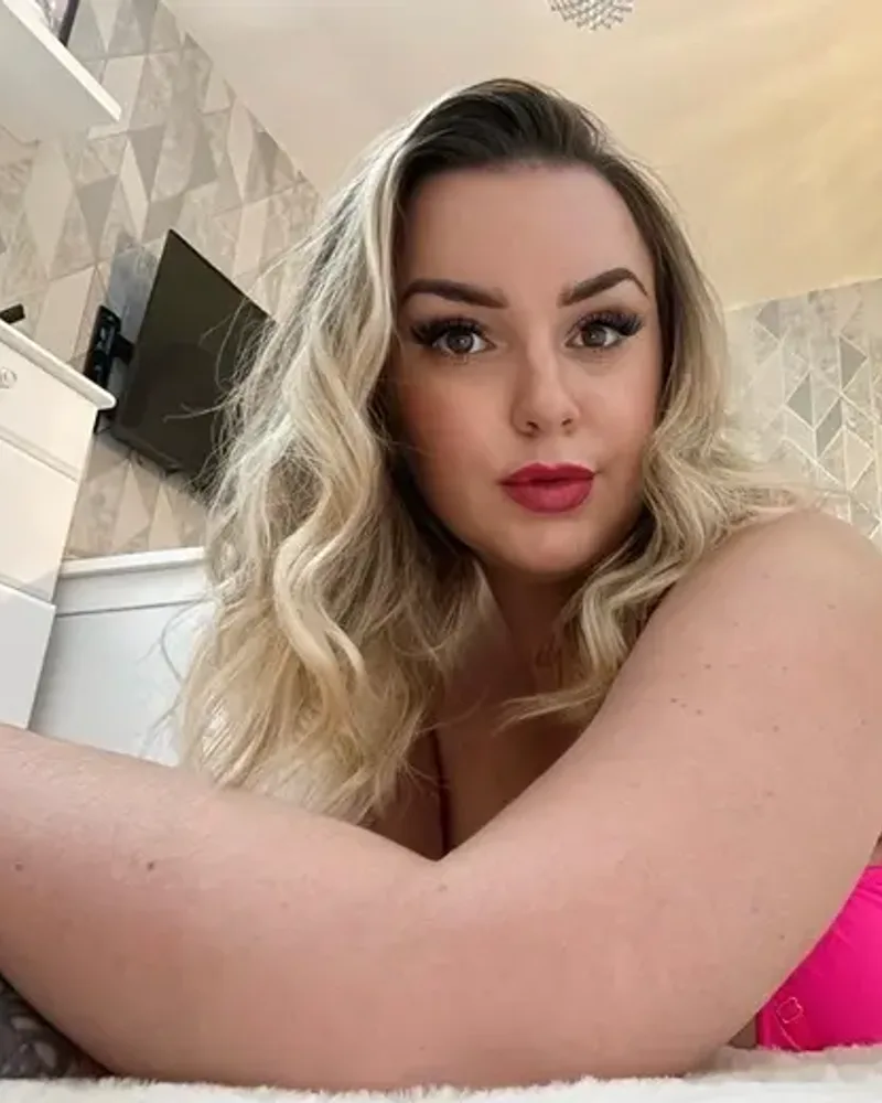 Abi Lou