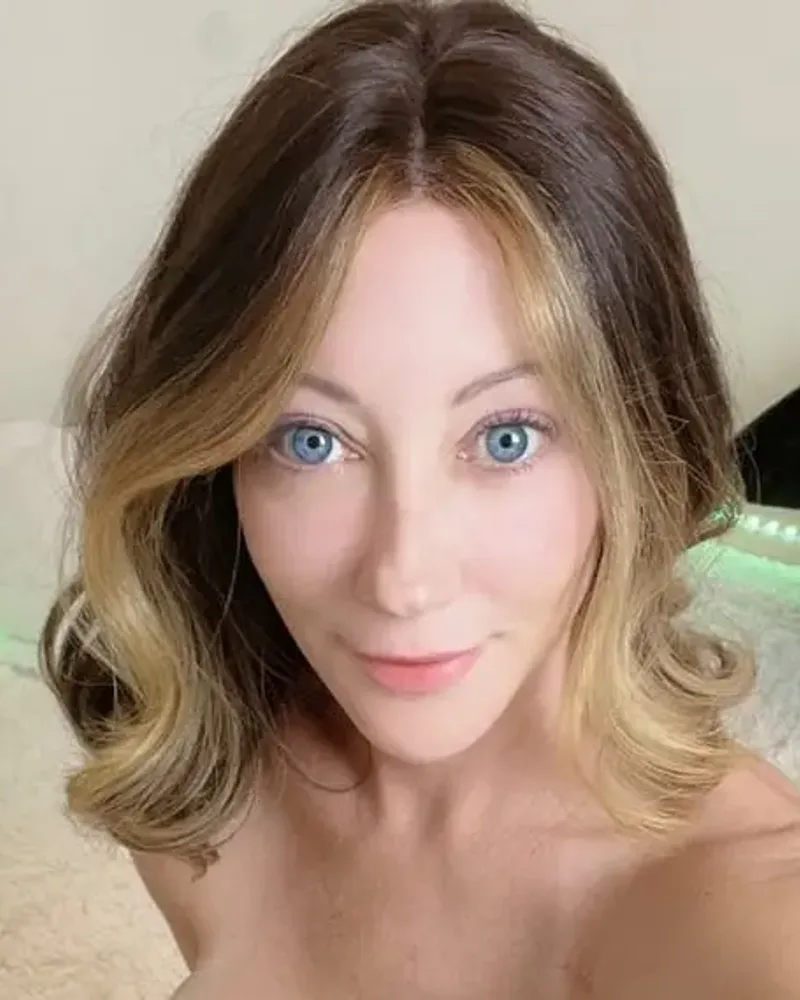 💙real😈mom NEXT DOOR