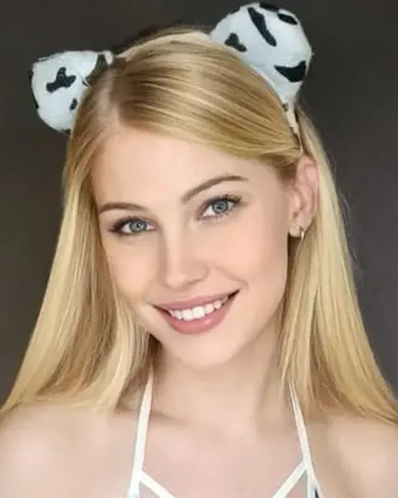 Maddee May
