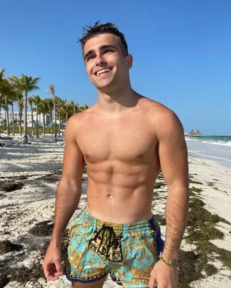 Thony_grey
