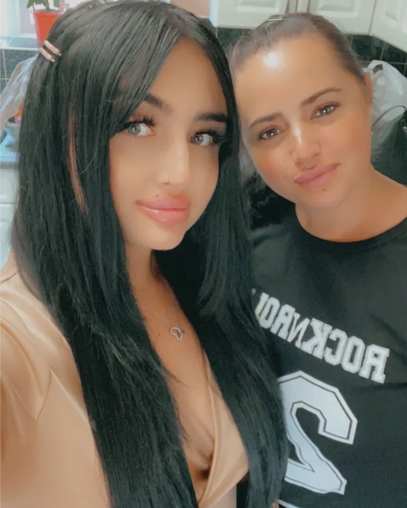 Mother&amp;daughter 18 39yo