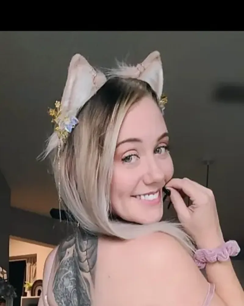Kiku Kitten ♥ VIP