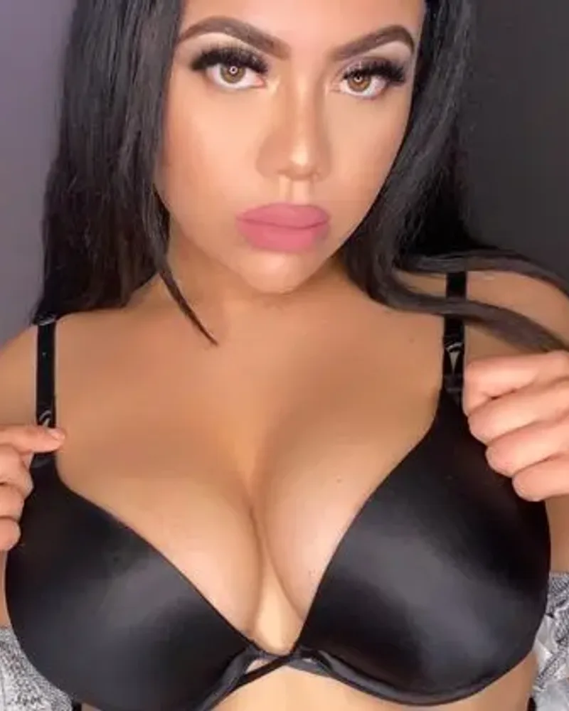 Beatrix Baddie🐈‍⬛…..🖤