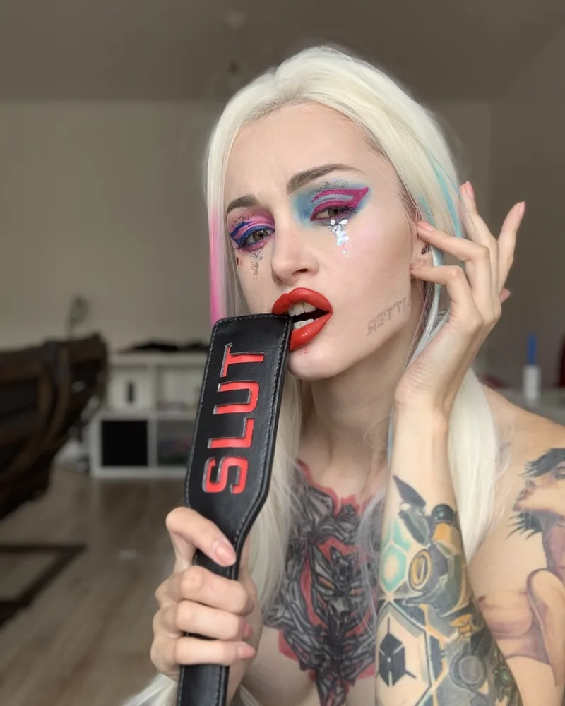 Your Secret GF 👽