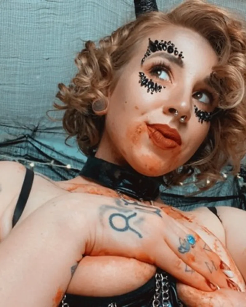 Lydia🍒free