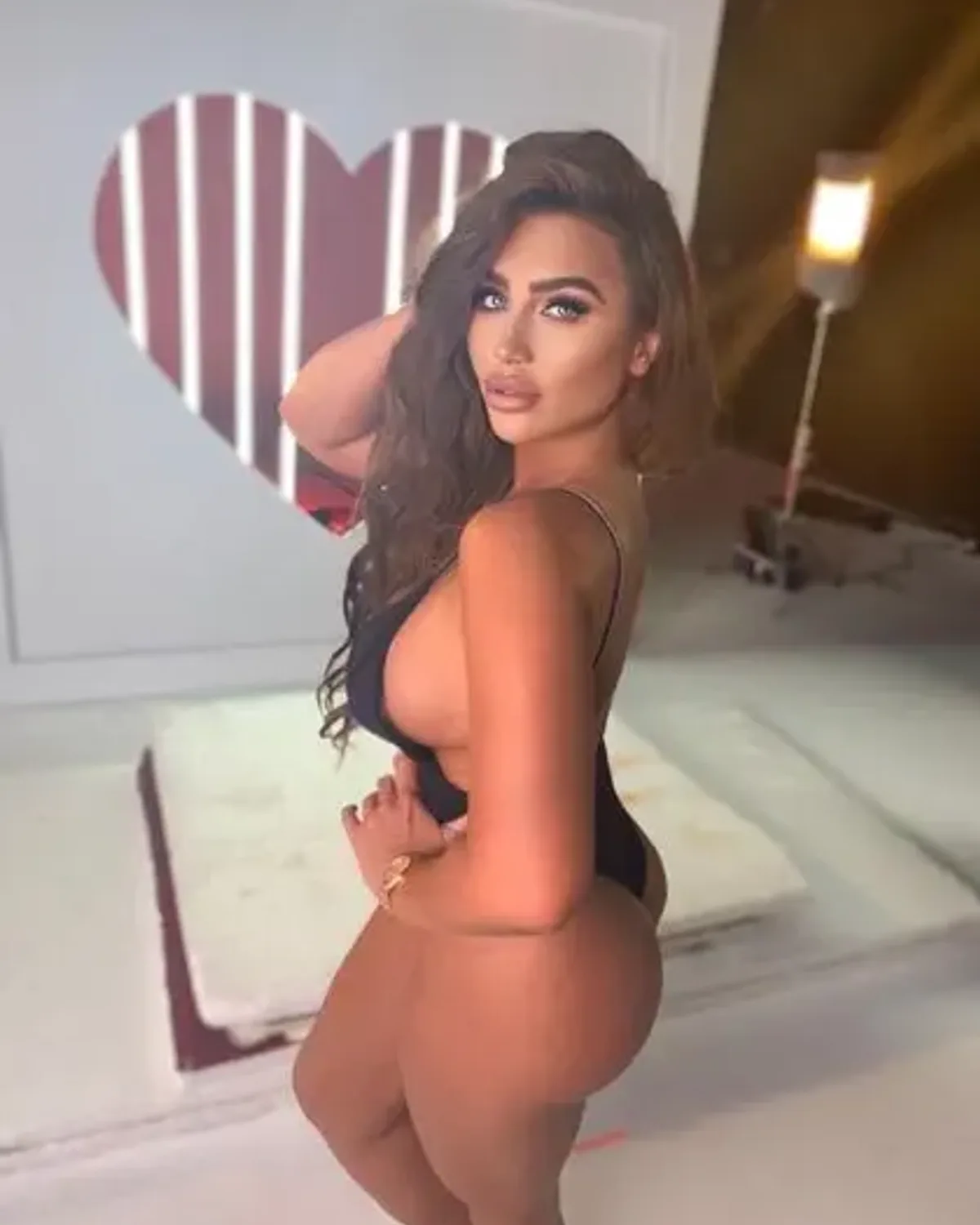 Lauren Goodger OnlyFans photo 1