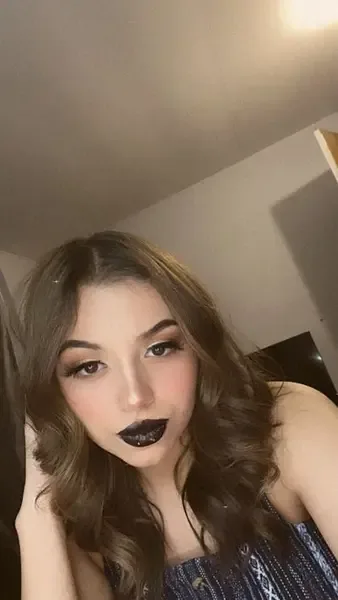 alexisz48