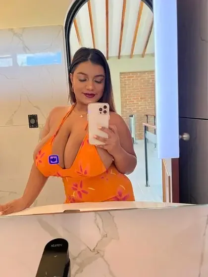 angiefoxxylove