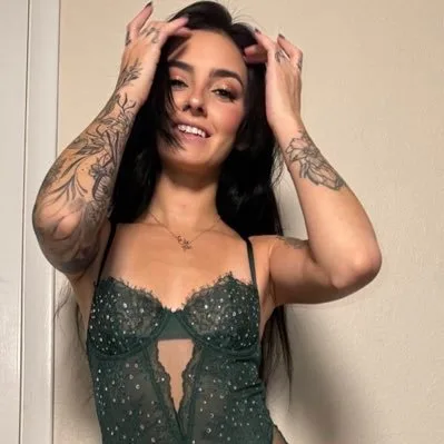 💋 ANNA FREE