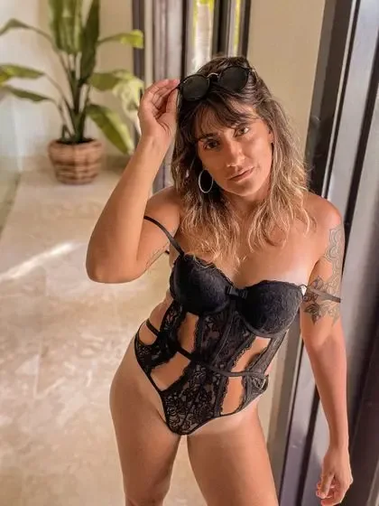 ariellescarcella