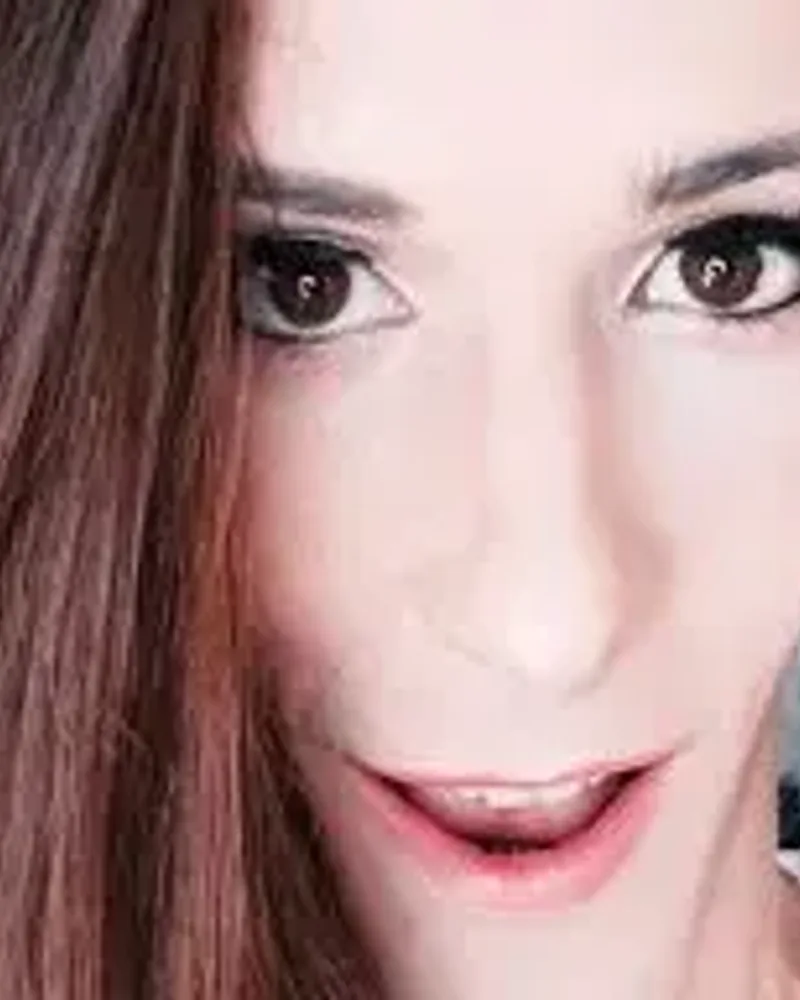 Tessa Jayne