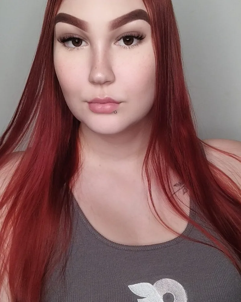 ♡ 𝙩𝙖𝙡𝙡 𝙩𝙝𝙞𝙣 𝙛𝙞𝙣 ♡