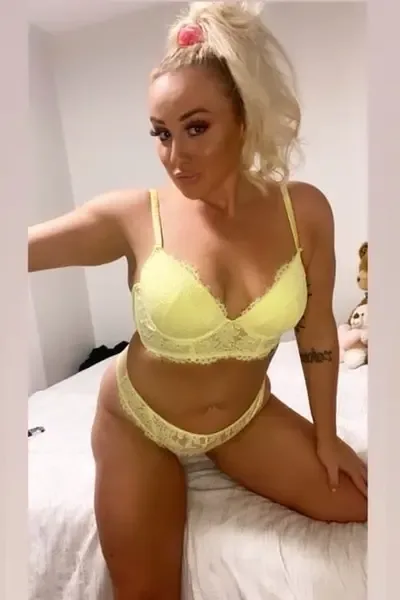 bigbootybadgal