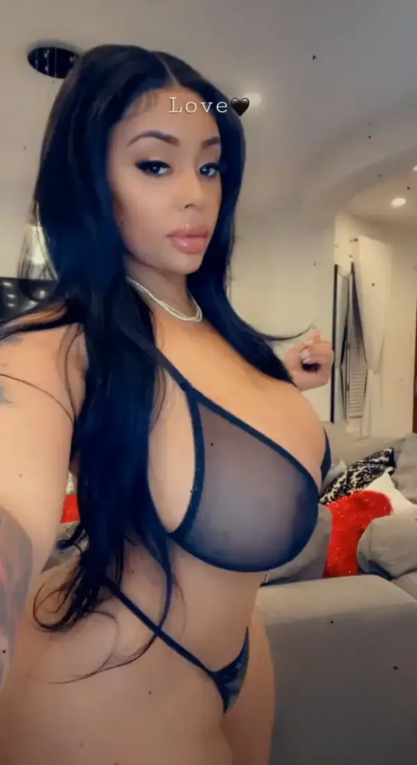 💋 BIGGEST TITS ON ONLYFANS 💋