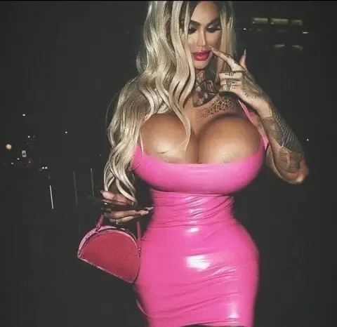 bimbo_nicki