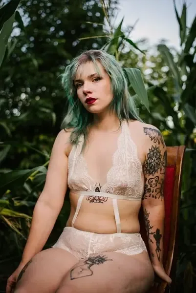 calliebrookes