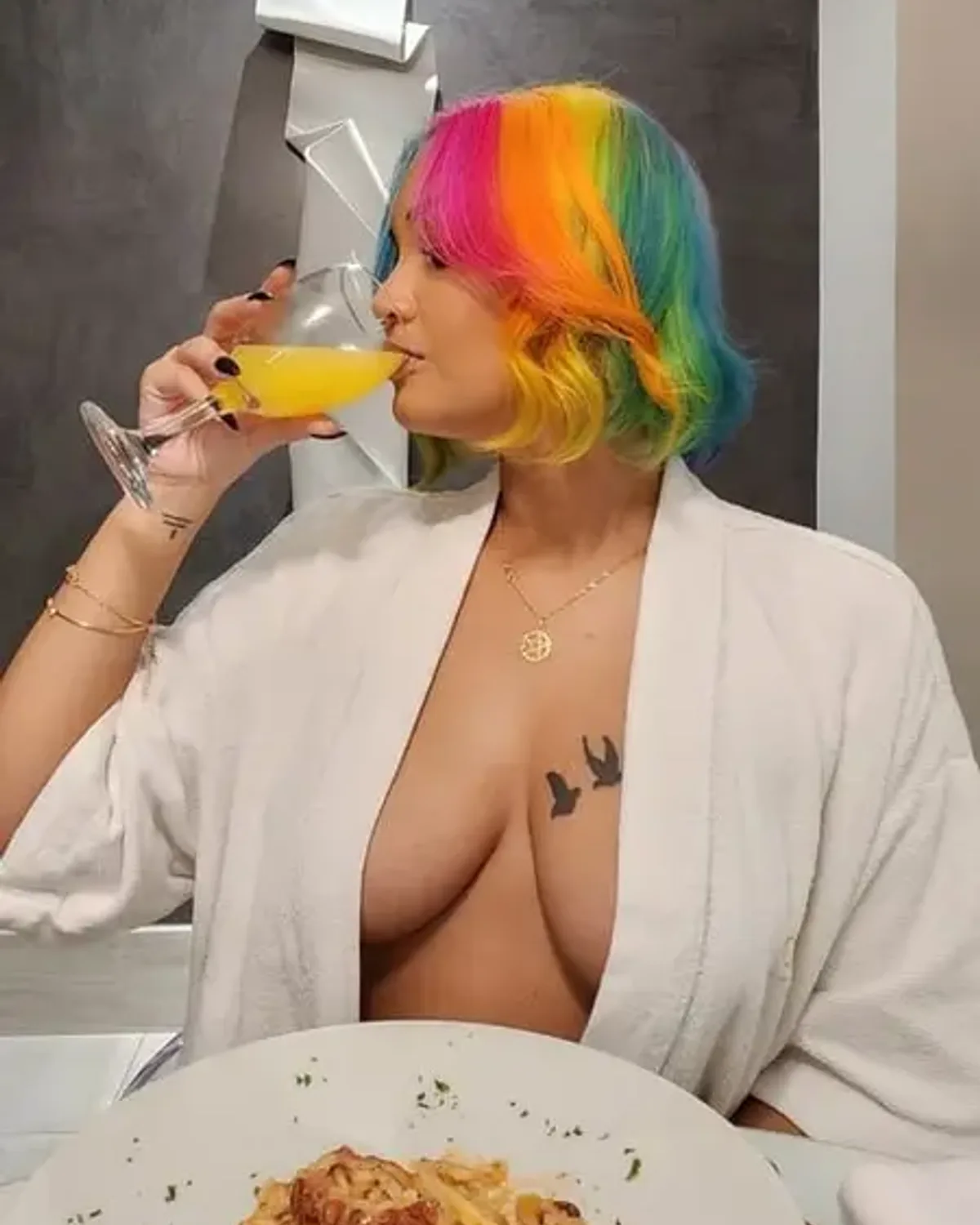 Larya Von OnlyFans photo 1