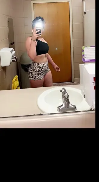 chloebrooke1