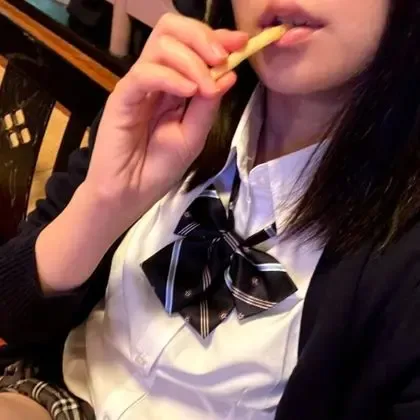 Aya (🐱korn)