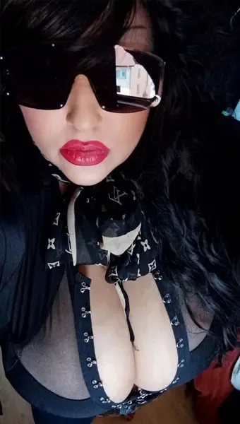 domina_alice