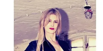 dominascarlet