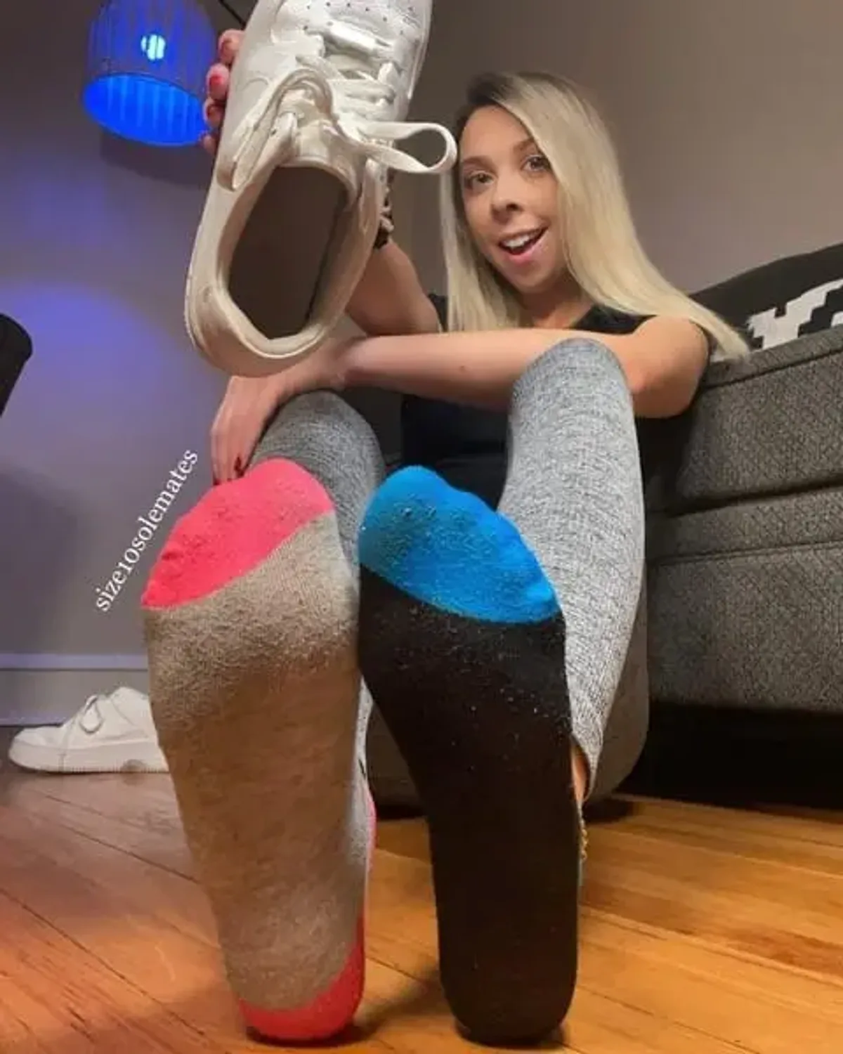 Size10solemates ๐ OnlyFans photo 1