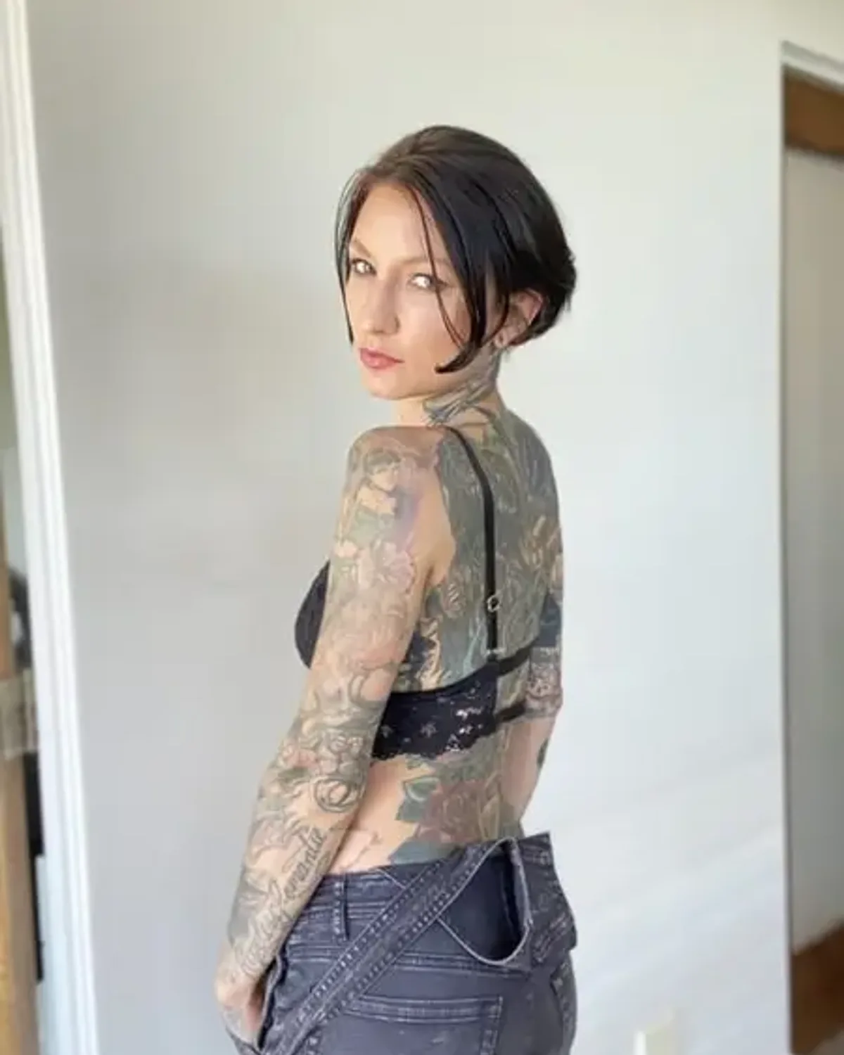 Katie Ellis OnlyFans photo 1