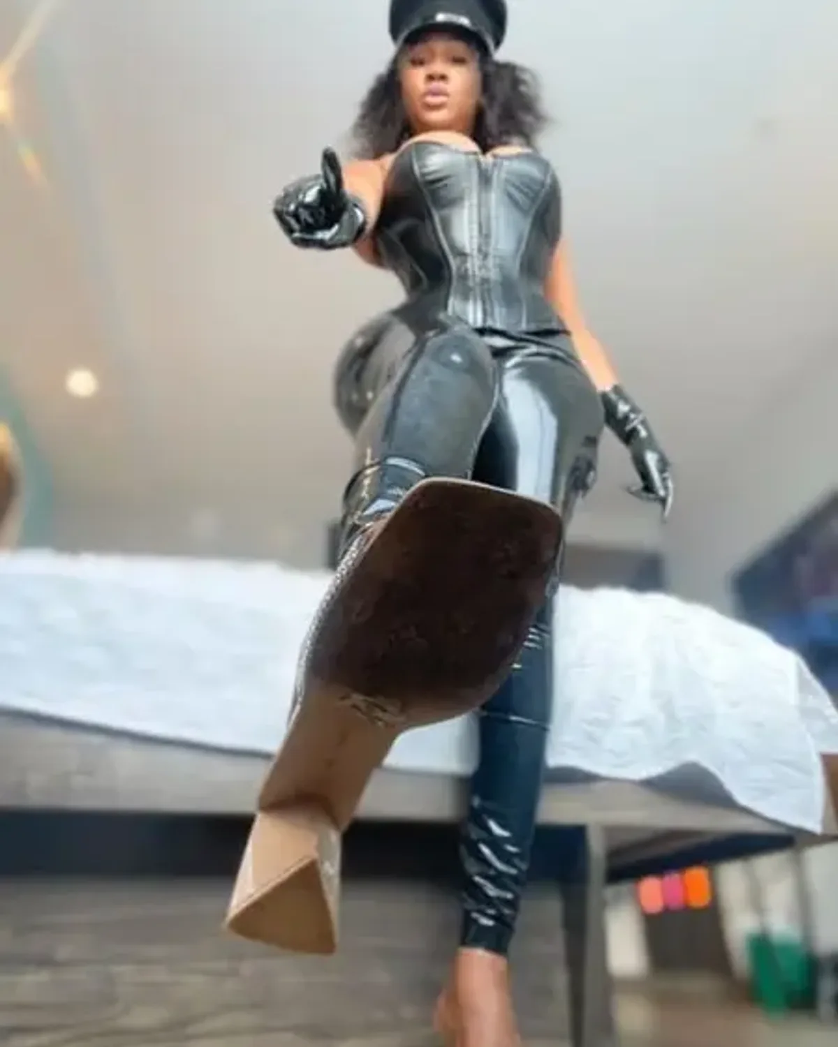 Mistress Mystique OnlyFans photo 1