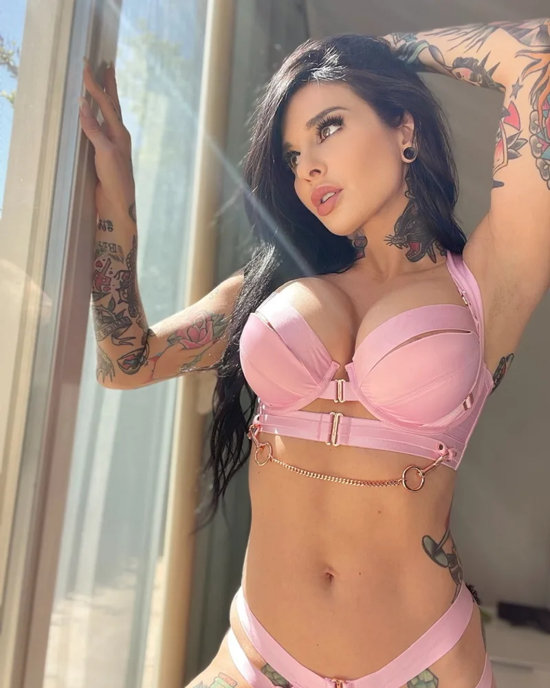 Joanna Angel