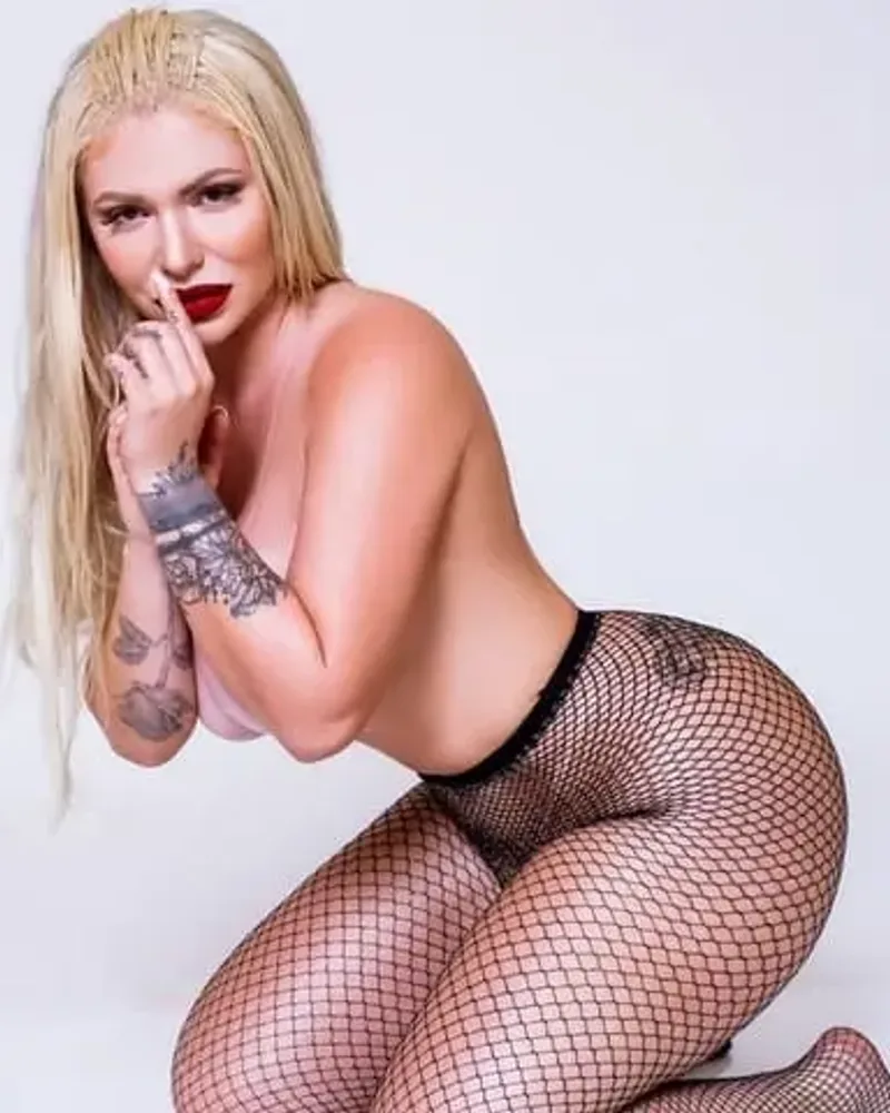 LOIRA VIKING 🍑