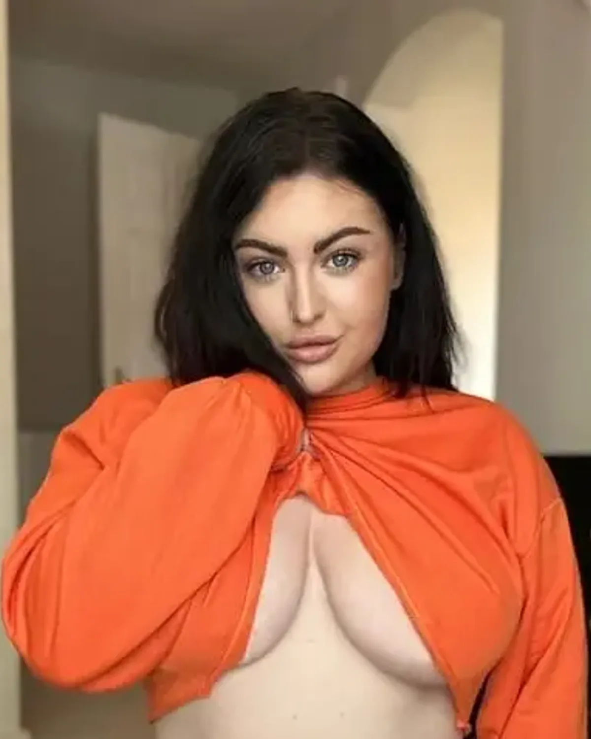 NATALIA REYNOLDS 💦 OnlyFans photo 1