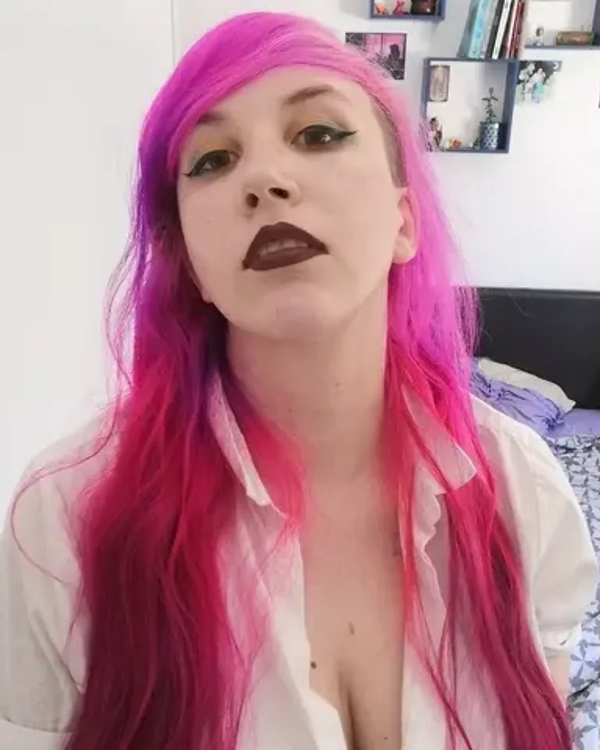 Shiny Safyr OnlyFans photo 1