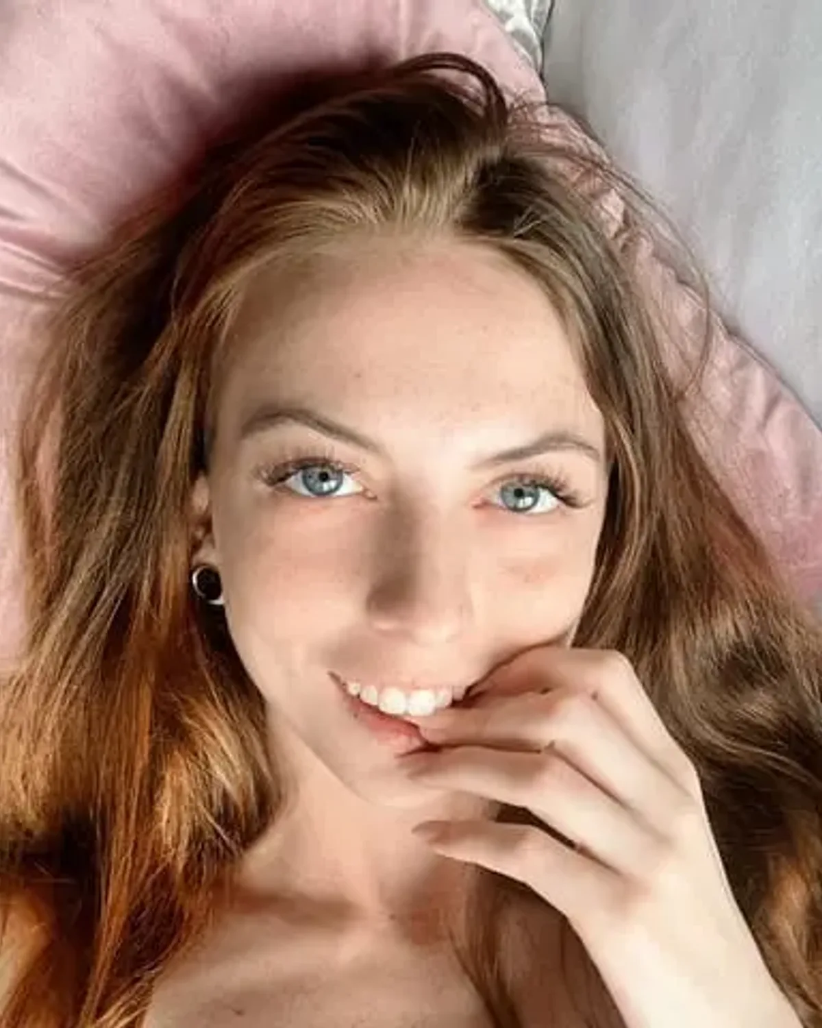 Sweet Bee ๐๐ OnlyFans photo 1