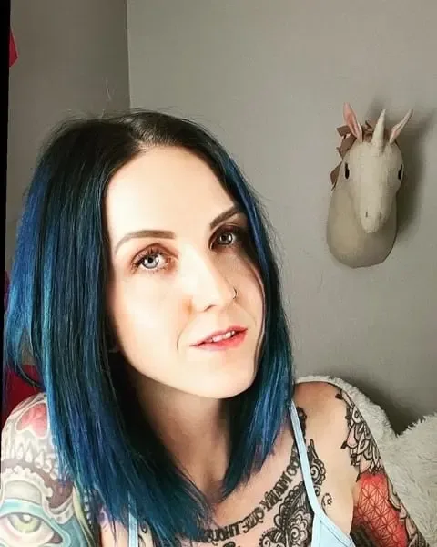ellabarnettvip