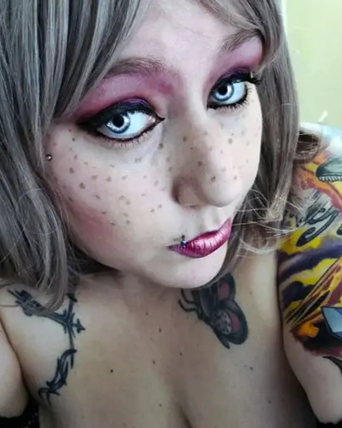 Scarlet Fox OnlyFans photo 1