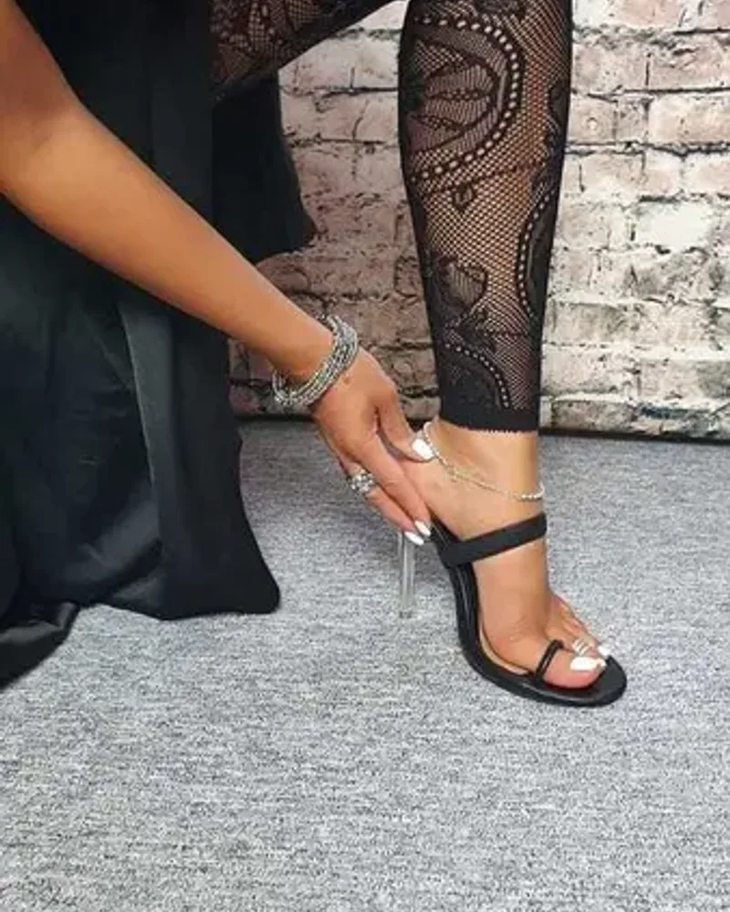 Feetbysherri