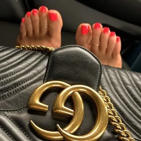 feet_of_unicorn
