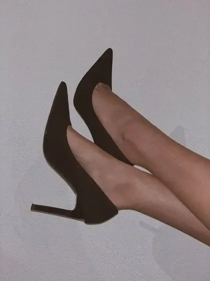 grace.feet02