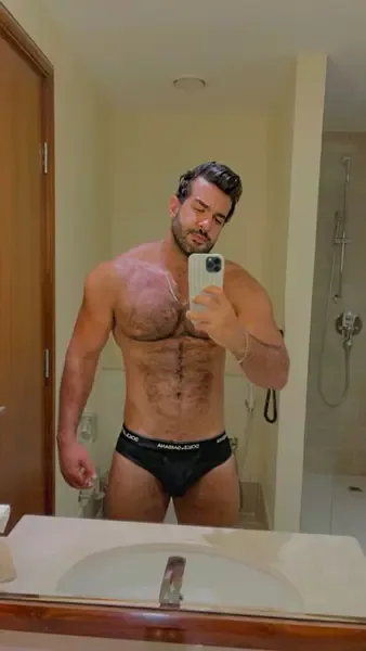 hairymusclehot