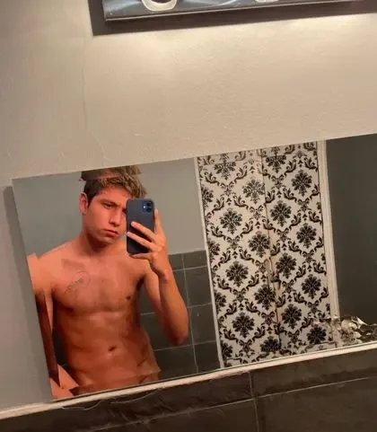 hotboylatino18